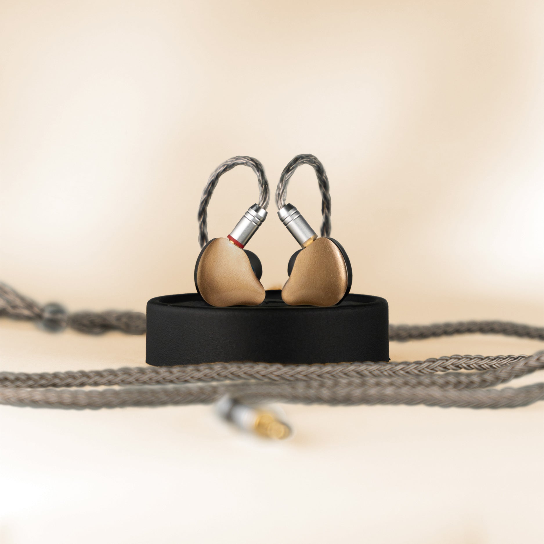 BJ - 2 PRO | Creativo